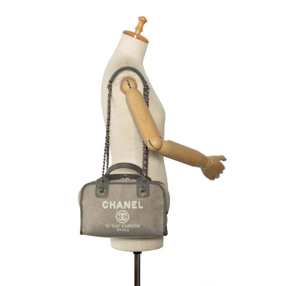 CHANEL CHANEL Handbags - Picture 10 of 11